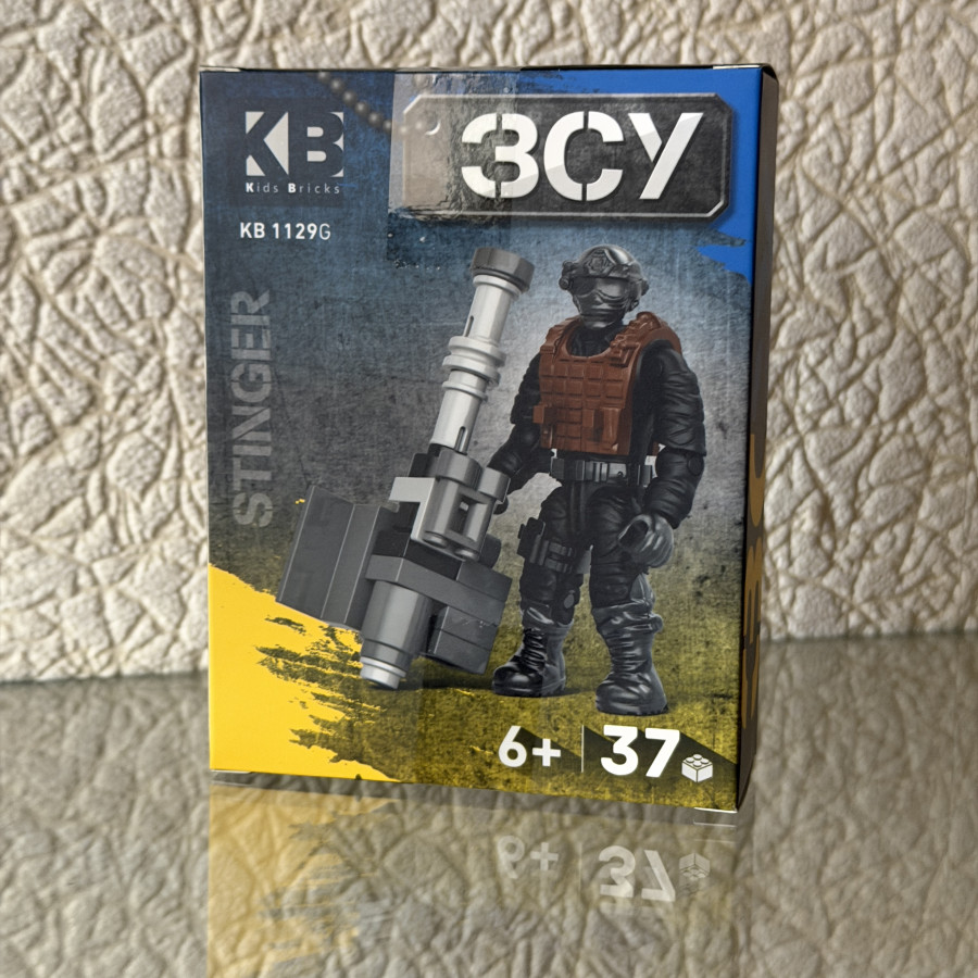 Детский конструктор ЗСУ Kids Bricks KB 1129G — 37 деталей с фигуркой