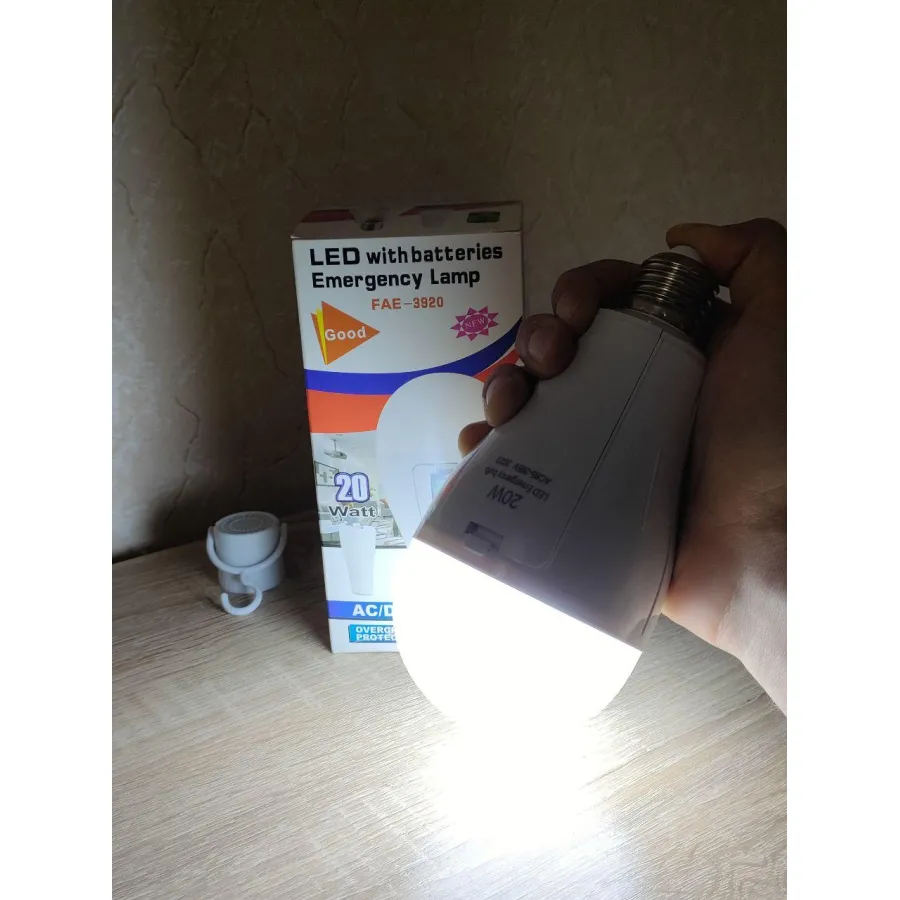 Аварийная светодиодная лампа 20W с аккумулятором 18650 в патрон, Лампочка Led аккумуляторная под цоколь е27