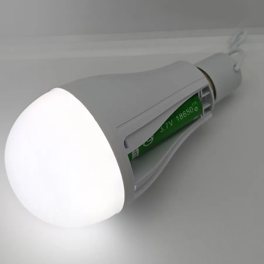 Аварійна світлодіодна лампа e27 20W DT з акумулятором 18650 в патрон, Лампочка Led акумуляторна під цоколь