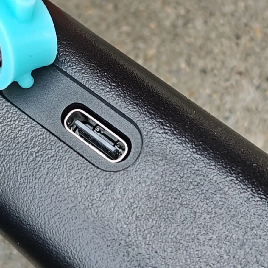 Портативний акумуляторний міні-обприскувач 2200 mAh з 3 насадками - ручний прилад для поливу рослин