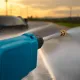 Аккумуляторная портативная мини-мойка высокого давления для авто в кейсе с 2 аккумуляторами — беспроводная